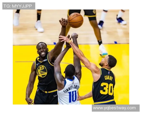 勇士主场大胜开门红迎来：全新赛季的璀璨序曲