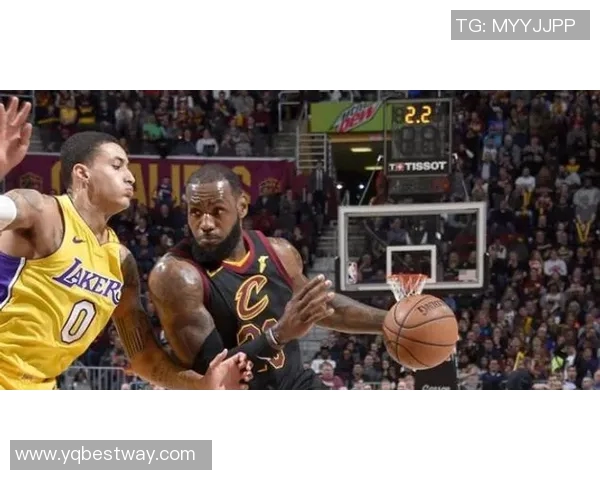 詹姆斯空砍46分无奈，骑士121-125不敌勇士遭遇总决赛两连败